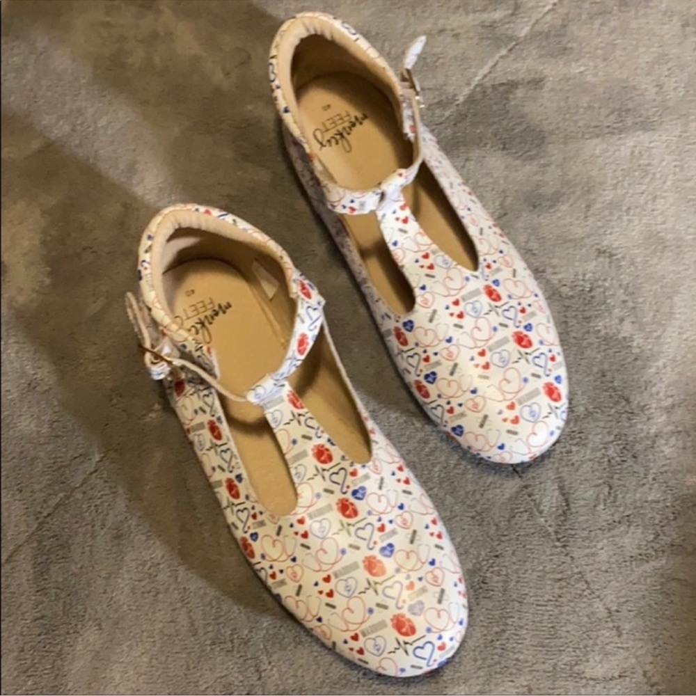 New! Monkey Feet Heart Warrior Print Shoes